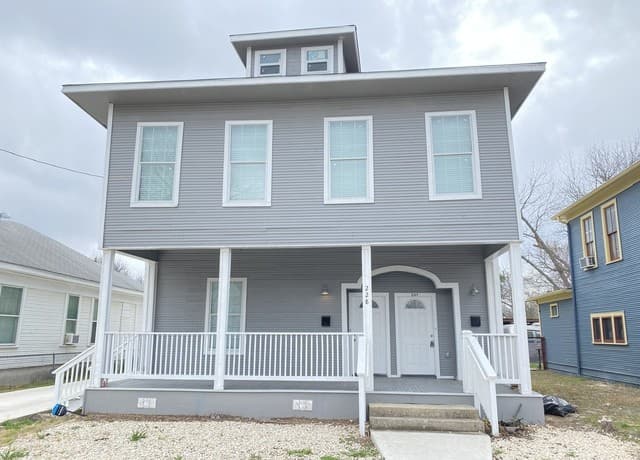 rental at 228 Lotus AVE Unit 101 in San Antonio TX