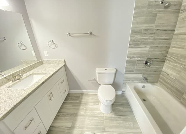 rental at 228  Lotus AVE Unit 101 in San Antonio, TX — photo 5
