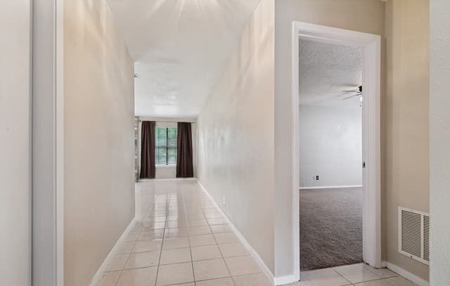 rental at 6991  Sunset Village in San Antonio, TX — photo 5