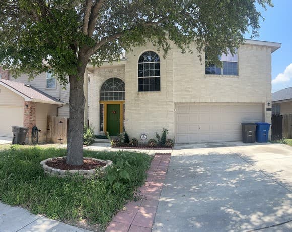 rental at 10226  Lion Hunt in San Antonio, TX — photo 1