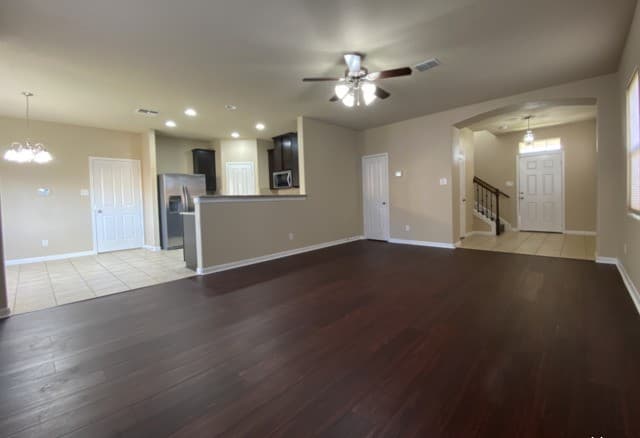 rental at 1838  Mobeetie Trail in San Antonio, TX — photo 4
