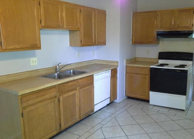 rental at 8448  Dixon Ridge in San Antonio, TX — photo 5