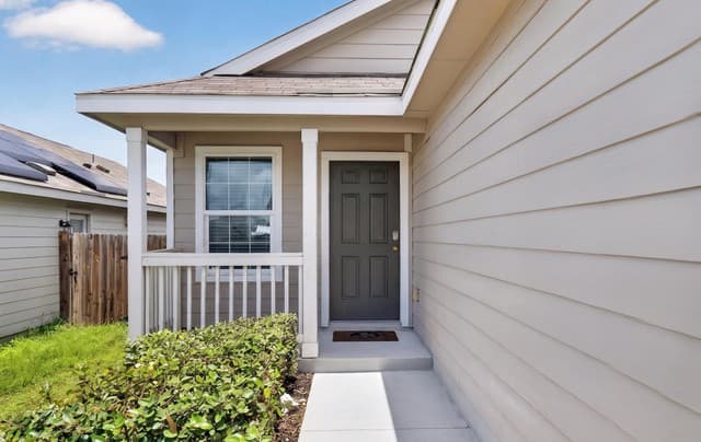 rental at 6427  Kemper Place in San Antonio, TX — photo 2