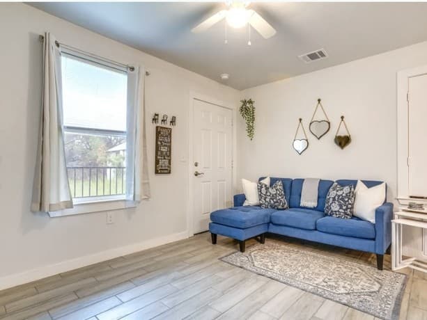 rental at 6423  Melissa Ann Unit 1202 in San Antonio, TX — photo 2