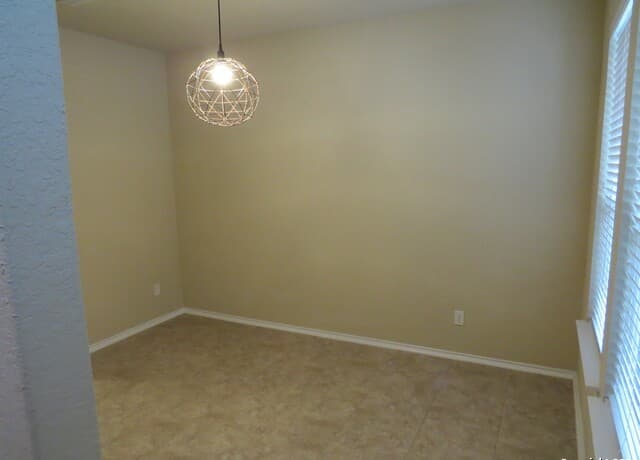 rental at 11622  Blossom Blf in Schertz, TX — photo 3