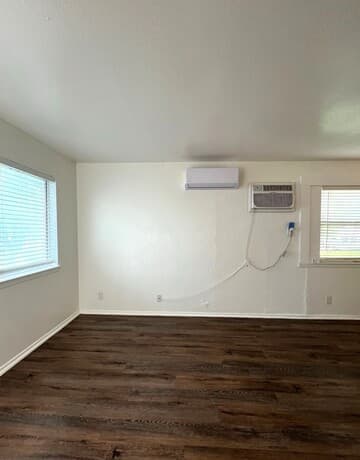 rental at 7115  Glen Ter Unit 4 in San Antonio, TX — photo 3