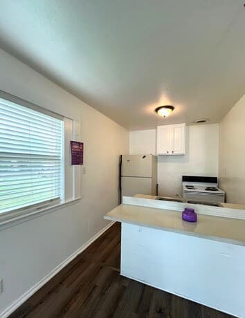 rental at 7115  Glen Ter Unit 4 in San Antonio, TX — photo 4