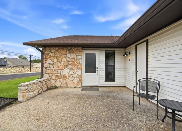 rental at 515  Oak Park Dr Unit 515 in Boerne, TX — photo 4