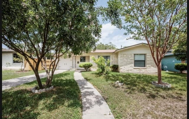 rental at 319  Mink in San Antonio, TX — photo 1