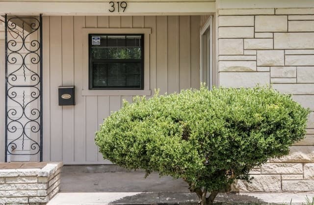 rental at 319  Mink in San Antonio, TX — photo 2