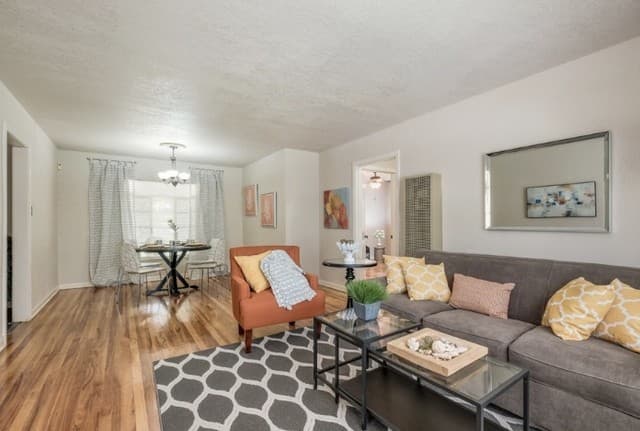 rental at 319  Mink in San Antonio, TX — photo 3