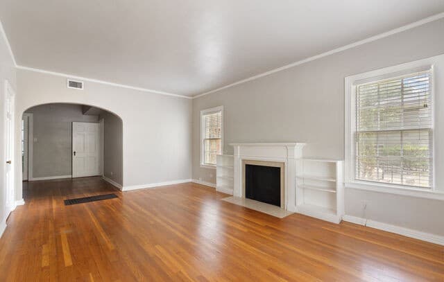 rental at 336  East Lullwood Ave Unit 1 in San Antonio, TX — photo 3