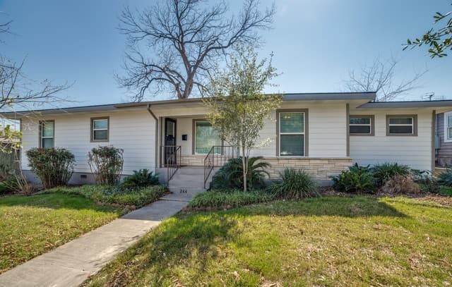 rental at 244  Halcyon Pl in Alamo Heights, TX — photo 2