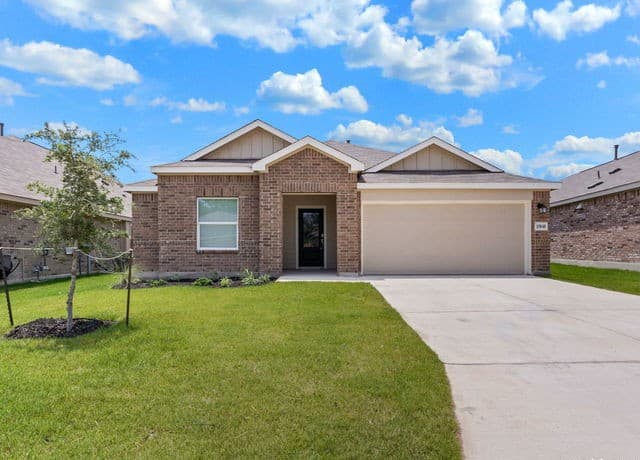rental at 15048  Nettleton Mill in San Antonio, TX — photo 2