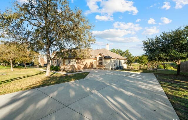rental at 27838  George Obrien in San Antonio, TX — photo 2