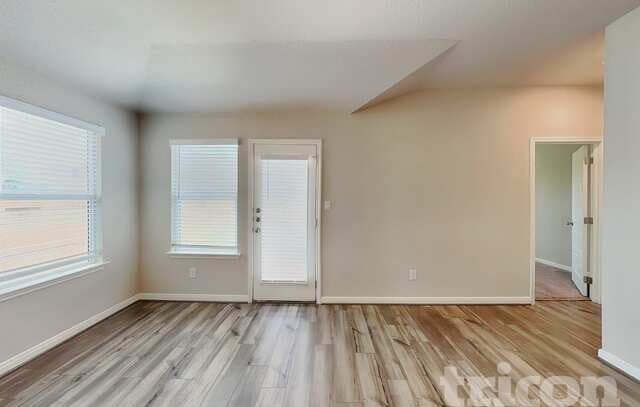 rental at 13543  Paxton Blvd in St Hedwig, TX — photo 2
