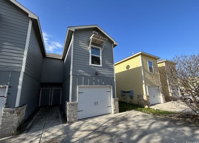 rental at 570  Advantage in New Braunfels, TX — photo 1