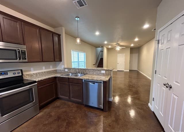 rental at 570  Advantage in New Braunfels, TX — photo 4