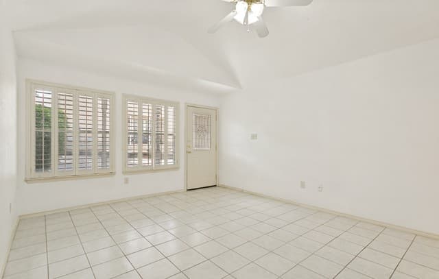 rental at 3202  Eisenhauer #801 Unit 801 in San Antonio, TX — photo 5