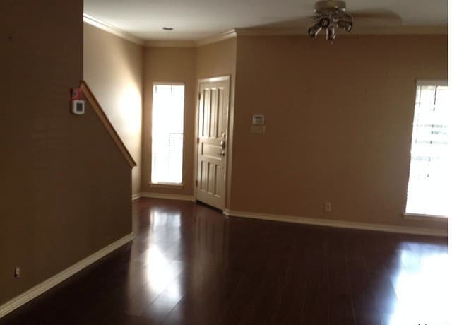 rental at 51  Chapel Hill Cir Unit 51 in San Antonio, TX — photo 4