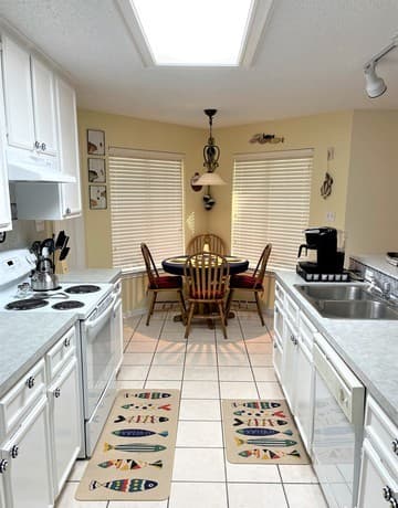 rental at 440  Watts in Canyon Lake, TX — photo 2