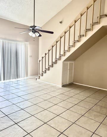rental at 10527  Perrin Beitel Unit A204 in San Antonio, TX — photo 3