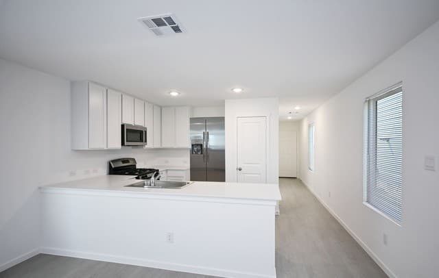rental at 4949  Winecup Cv in Converse, TX — photo 4