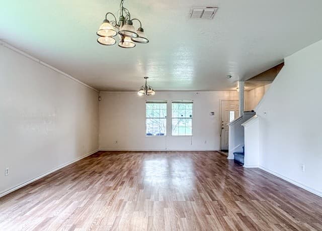 rental at 4906  Heather Pass in San Antonio, TX — photo 5