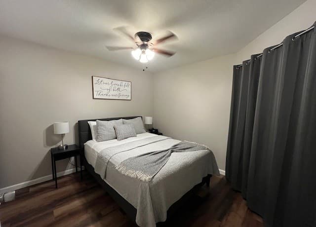 rental at 943  Parkview Unit APT C3 in Canyon Lake, TX — photo 2