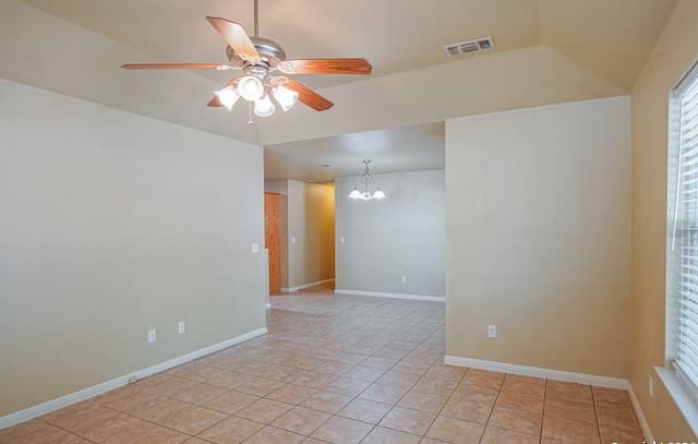 rental at 1043  Misty Acres Dr in New Braunfels, TX — photo 3