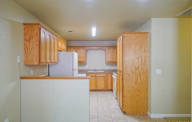 rental at 1043  Misty Acres Dr in New Braunfels, TX — photo 5