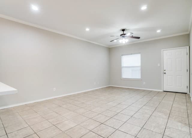 rental at 4923  Ali Ave Unit 4 in San Antonio, TX — photo 4