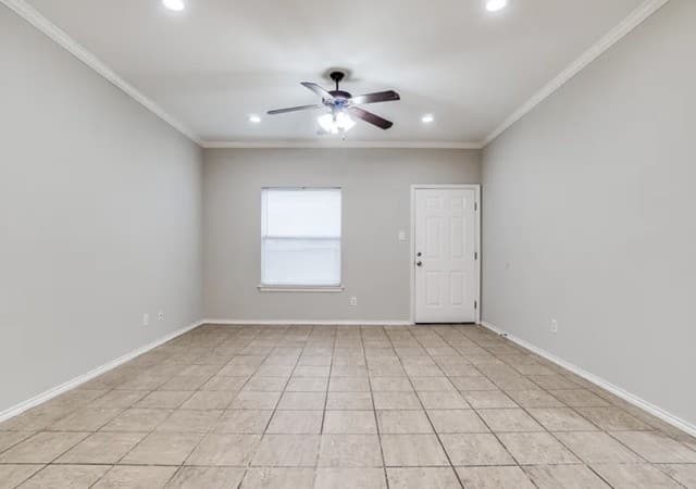 rental at 4923  Ali Ave Unit 4 in San Antonio, TX — photo 5