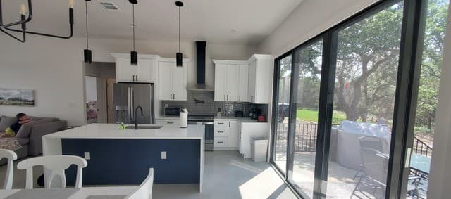 rental at 407  Lamplight in Spring Branch, TX — photo 5