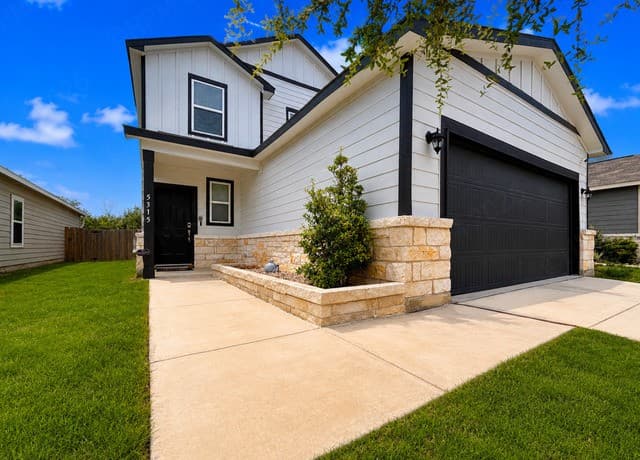 rental at 5315  Tourmaline Loop in San Antonio, TX — photo 2