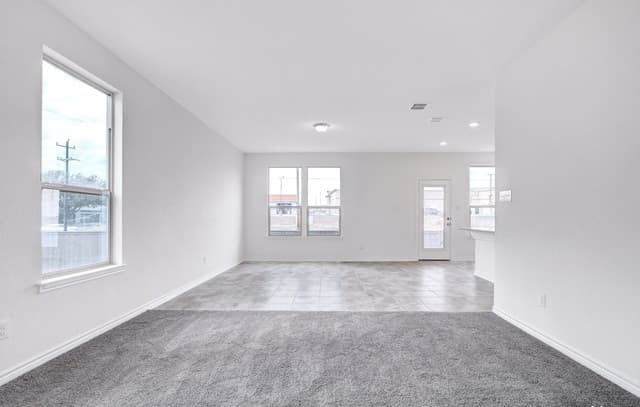 rental at 4955  Usaa Blvd Unit 26 in San Antonio, TX — photo 4