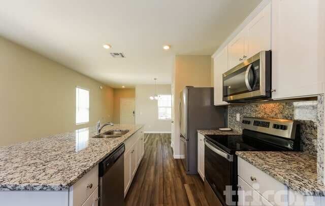 rental at 7446  Boa Hollow in San Antonio, TX — photo 3