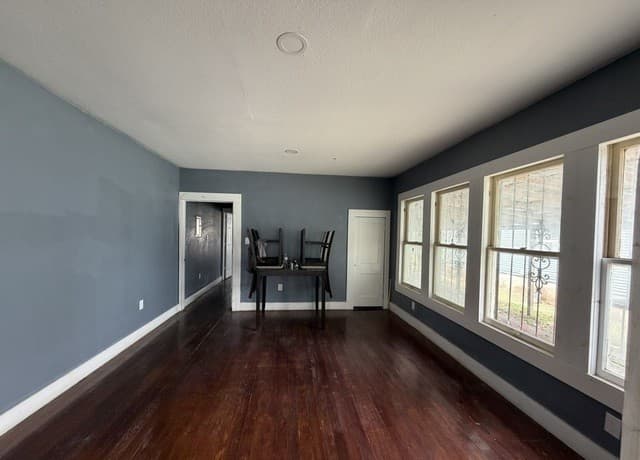 rental at 116  Hot Wells Blvd Unit 3 in San Antonio, TX — photo 4