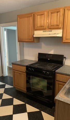rental at 1524 W Woodlawn Ave Unit 1 in San Antonio, TX — photo 5