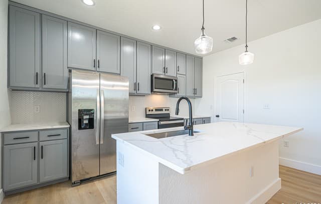 rental at 934  Sherman in San Antonio, TX — photo 5