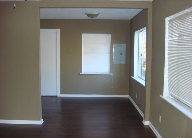 rental at 814  Prado St in San Antonio, TX — photo 3