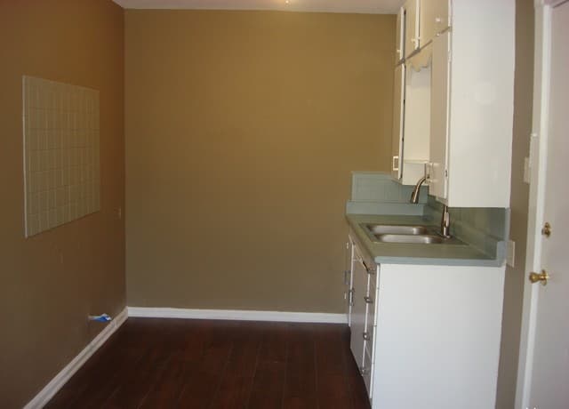 rental at 814  Prado St in San Antonio, TX — photo 5