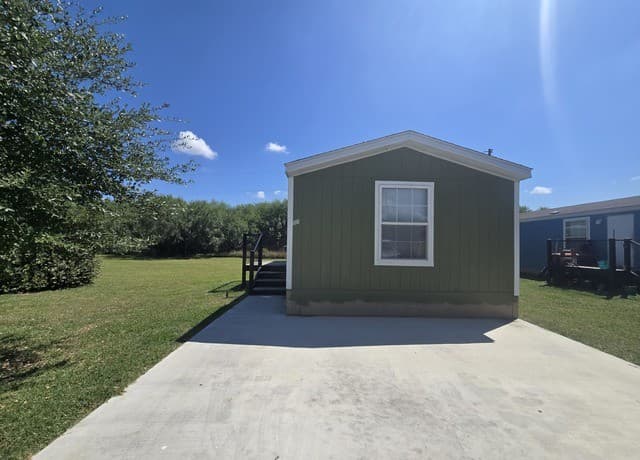 rental at 1911 Wald Rd Unit 21 in New Braunfels TX