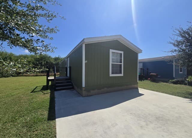 rental at 1911  Wald Rd Unit 21 in New Braunfels, TX — photo 2