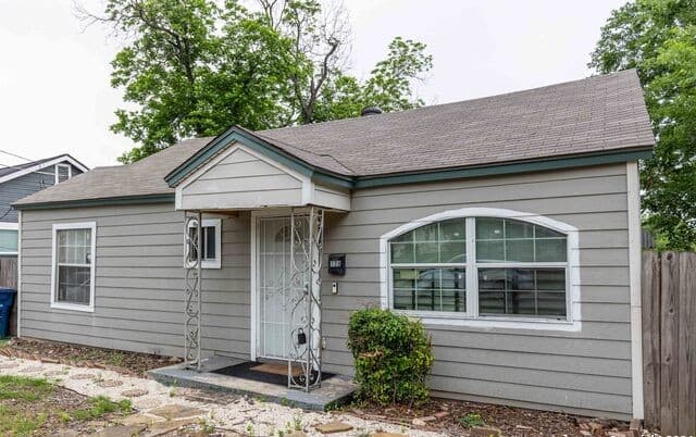 rental at 120  Nelson Ave in San Antonio, TX — photo 3