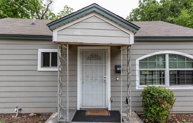 rental at 120  Nelson Ave in San Antonio, TX — photo 4