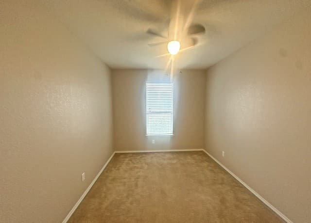 rental at 7703  Sundew Mist in San Antonio, TX — photo 3