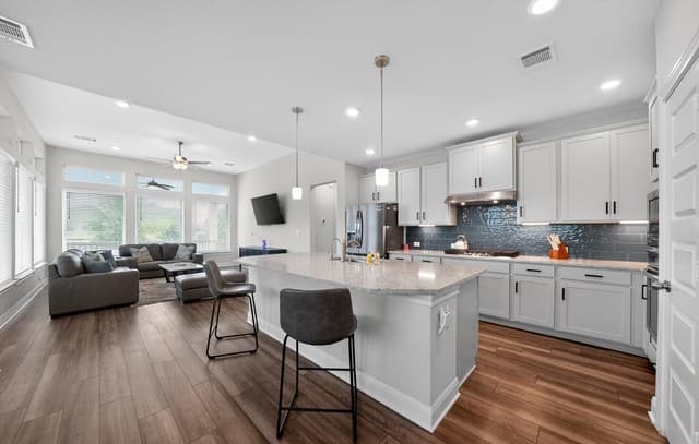 rental at 11218  Coppola in San Antonio, TX — photo 3