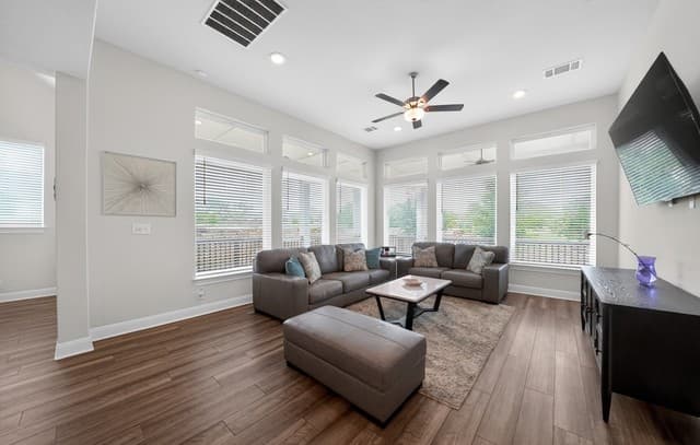 rental at 11218  Coppola in San Antonio, TX — photo 4