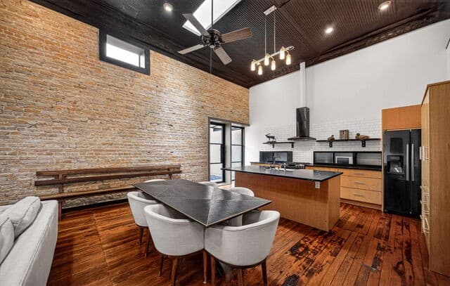 rental at 612  High Unit 1 in Comfort, TX — photo 3